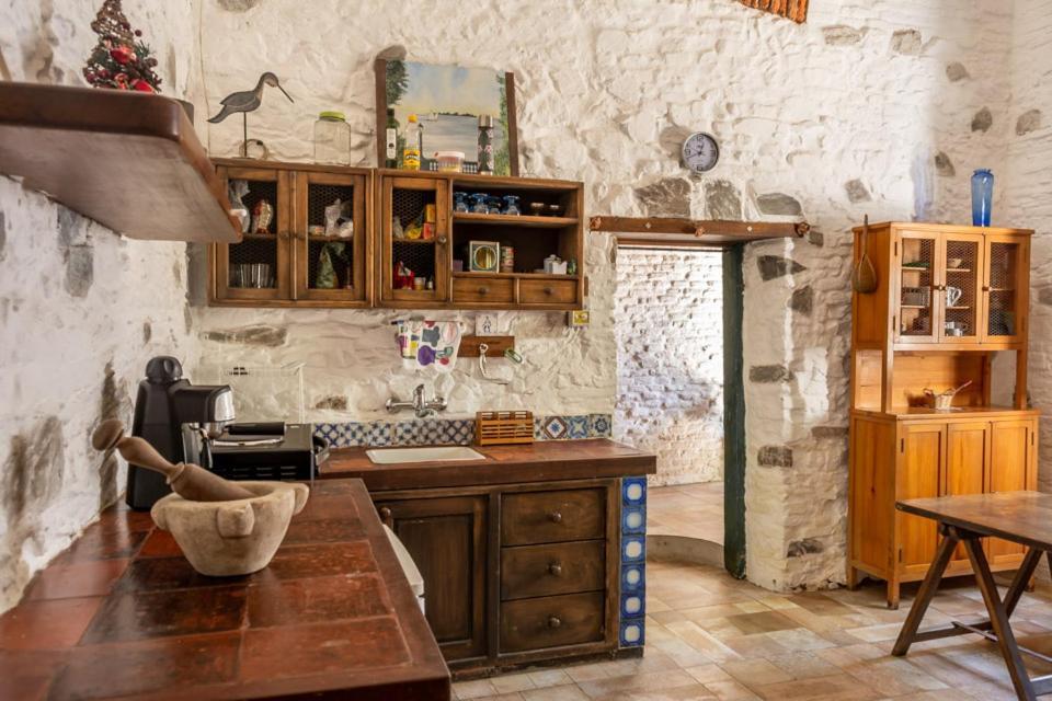 Casa Francis - Apartamentos โกโลเนีย เดล ซากราเมนโต ภายนอก รูปภาพ