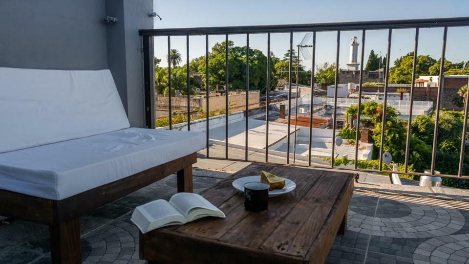Casa Francis - Apartamentos โกโลเนีย เดล ซากราเมนโต ภายนอก รูปภาพ